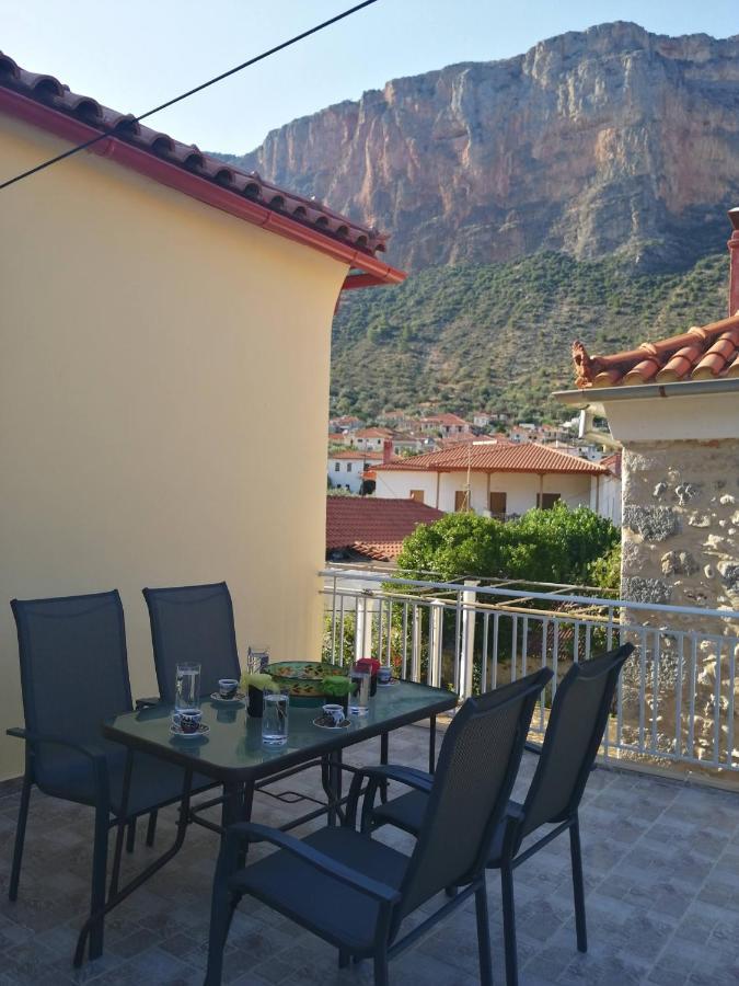 Sunny Cozy House With Grand Courtyard Apartment Leonidio Exterior photo